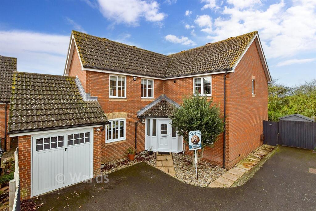 Blackthorn Road, Hersden, Canterbury, Kent photo 2