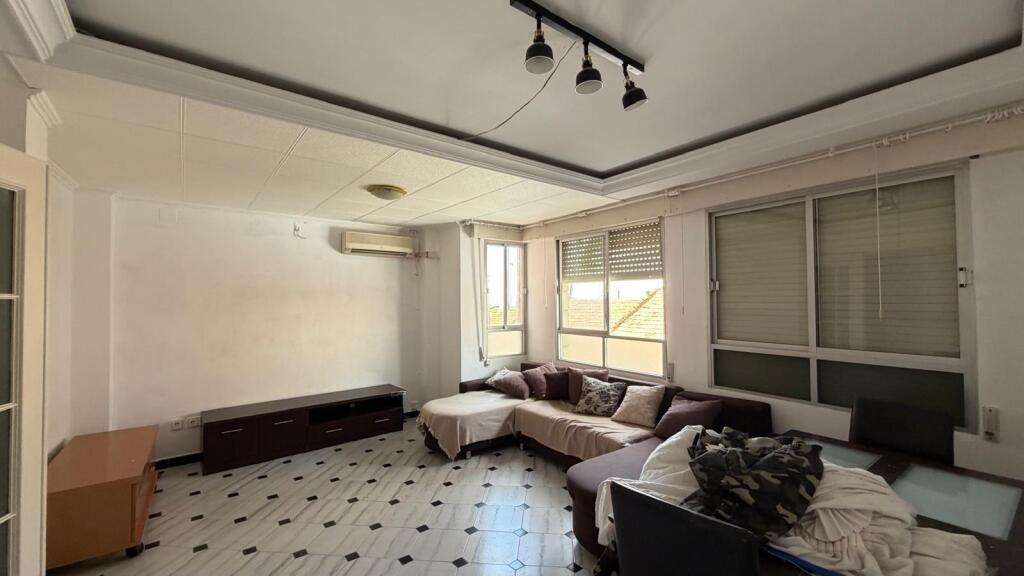 Main image of property: Valencia, Alicante, Torrevieja