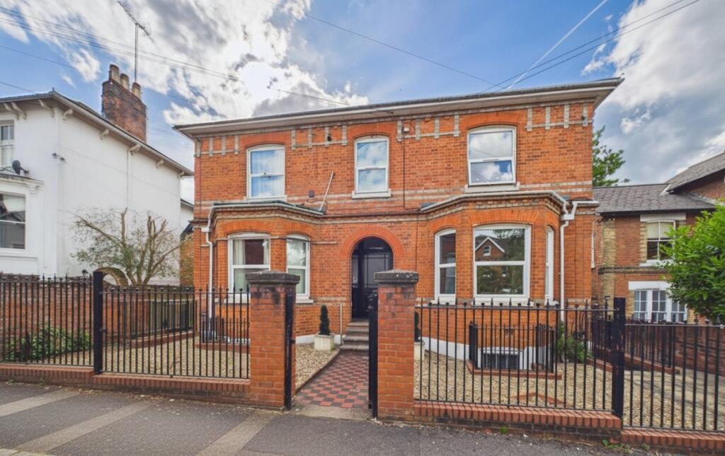 Main image of property: Brunswick Hill, Reading, Berkshire, RG1