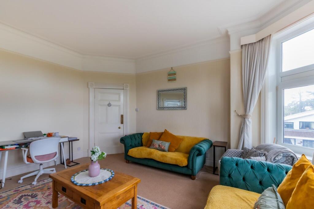 Apartment in Penarth, Morristown - View 4