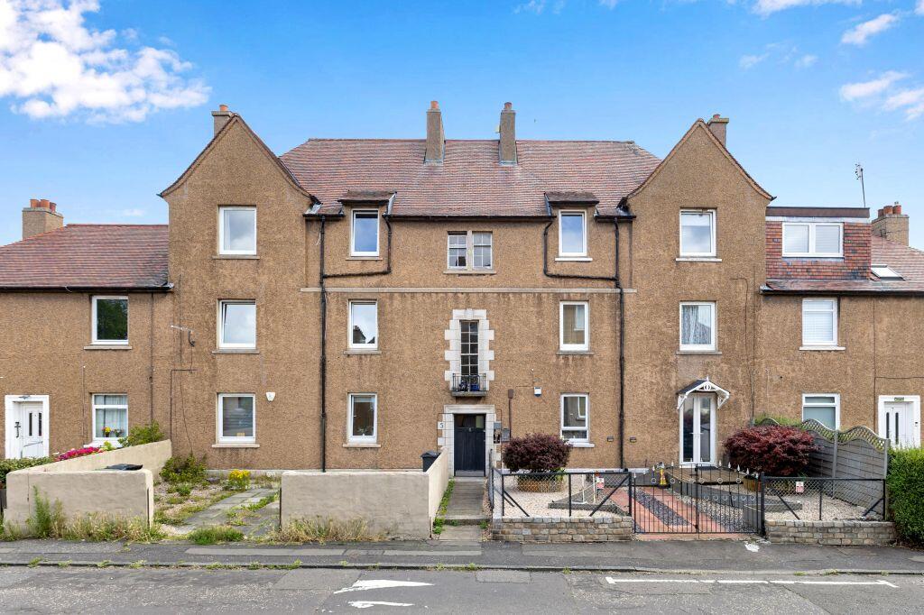Main image of property: 5/5 Parkhead Terrace, EDINBURGH, EH11 4RF
