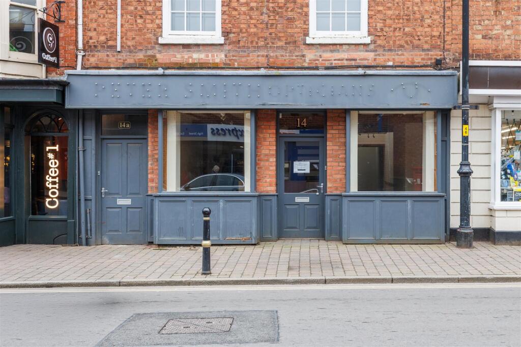 Main image of property: 14, High Street, Pershore