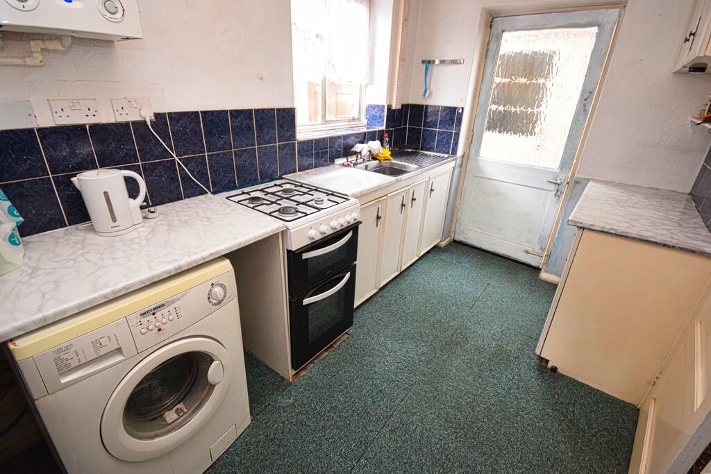House in Solihull, Ulverley Green - View 3