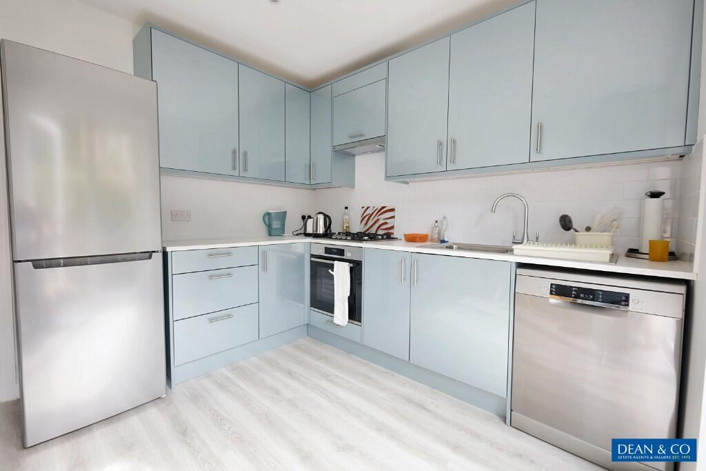 Dale View, Hove, East Sussex, BN3 photo 4