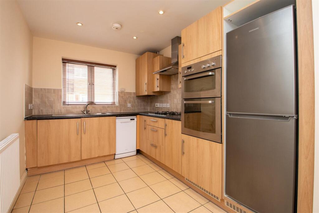 House in Milton Keynes - View 3
