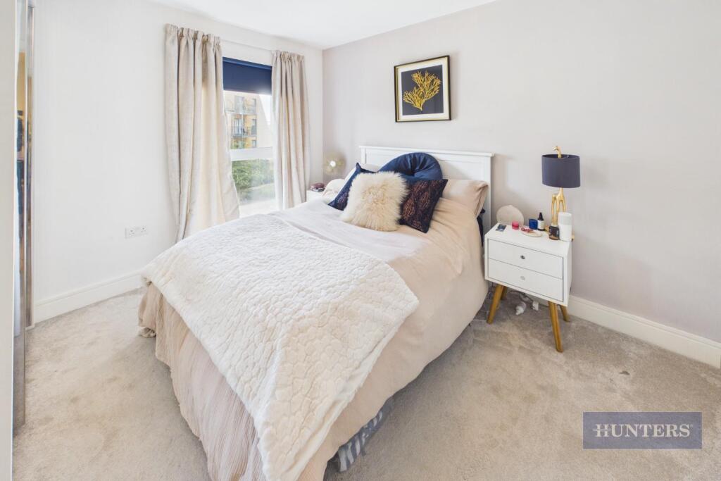 Apartment in Southampton - View 4