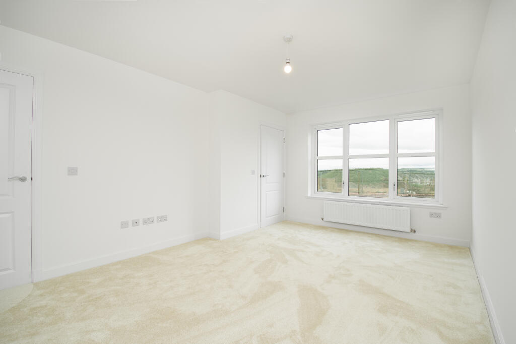 House in Dundee - More