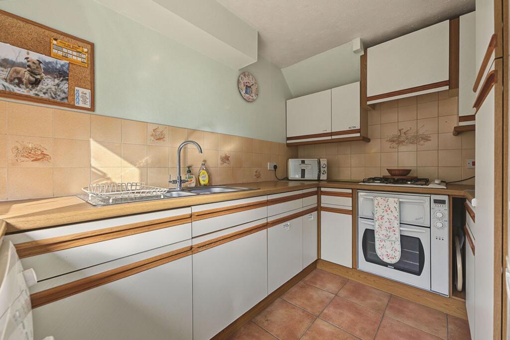 House in Poole - View 4