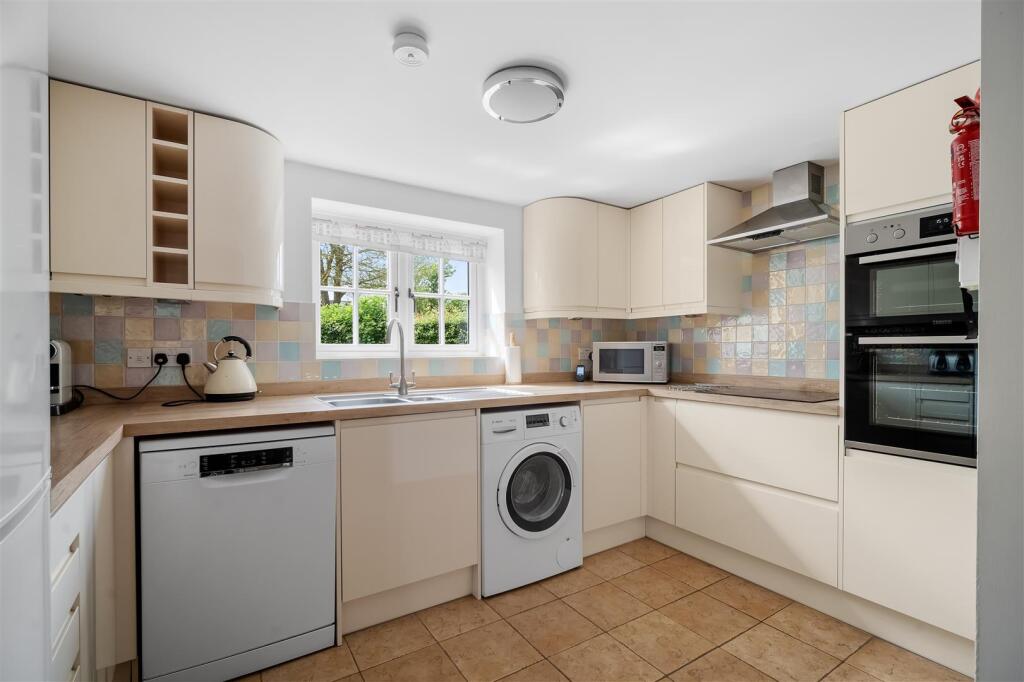 Brinsham Farm Cottages, Salwayash, Bridport photo 3