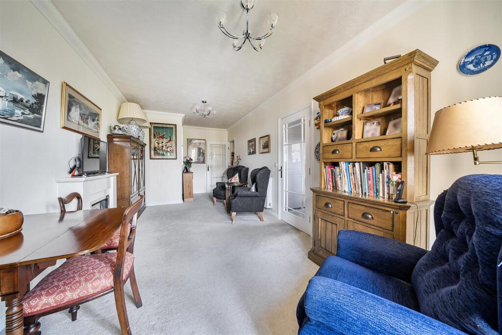 Apartment in Dover, Deal - View 5