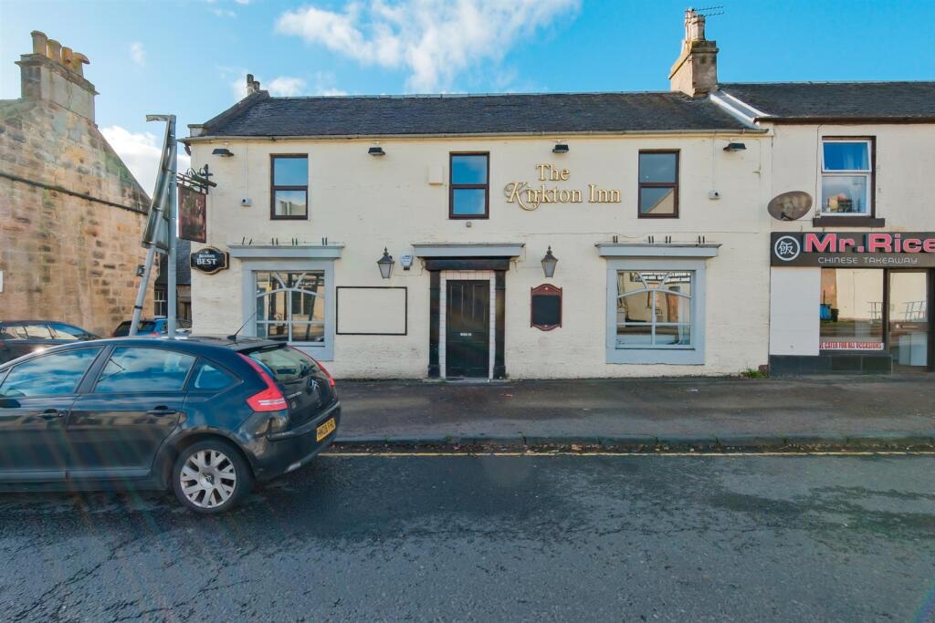048-The Kirkton Inn, 10 Kirkton Street, Carluke ML