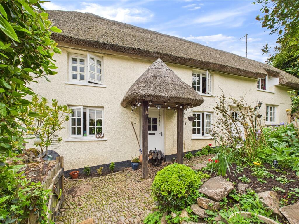 4-bed detached on Bickleigh, Tiverton, Devon, EX16, £399,950