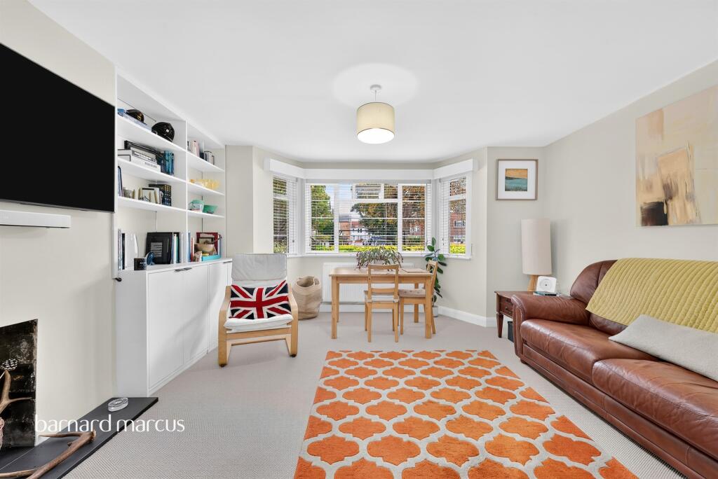 Apartment in London, Mortlake - View 3
