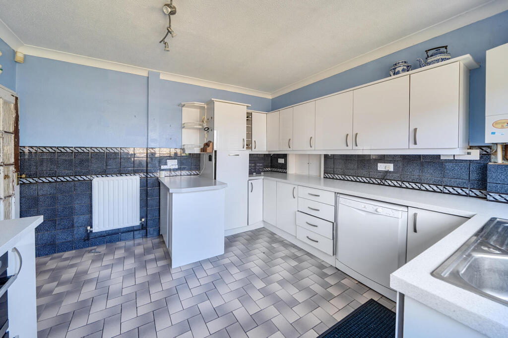 Pondfield Road, Hayes, Kent photo 2