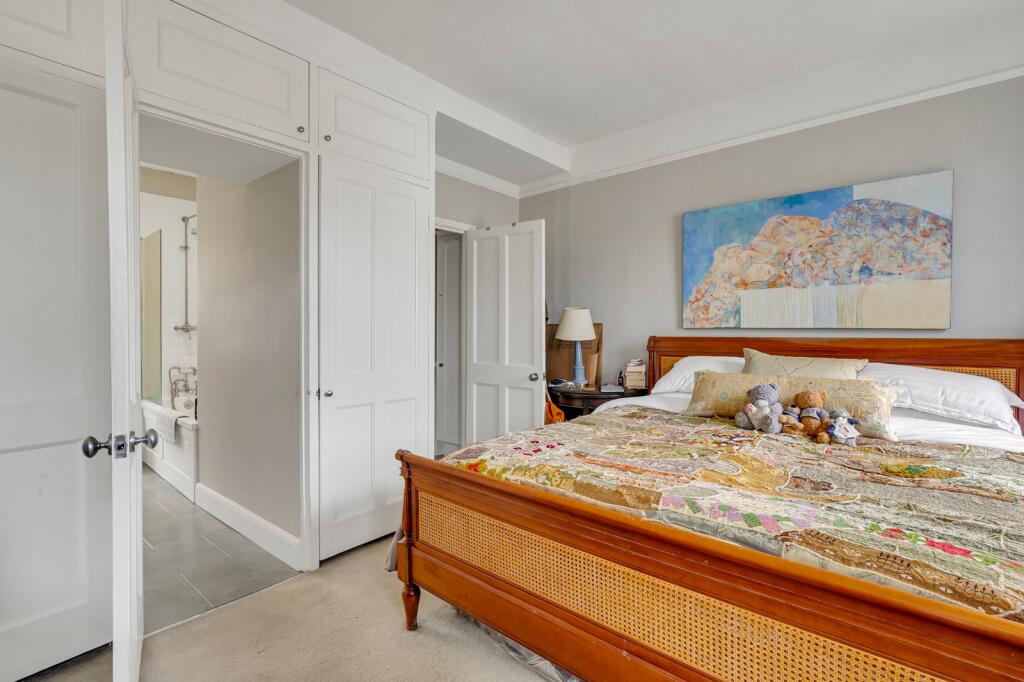 House in London, Wandsworth - More