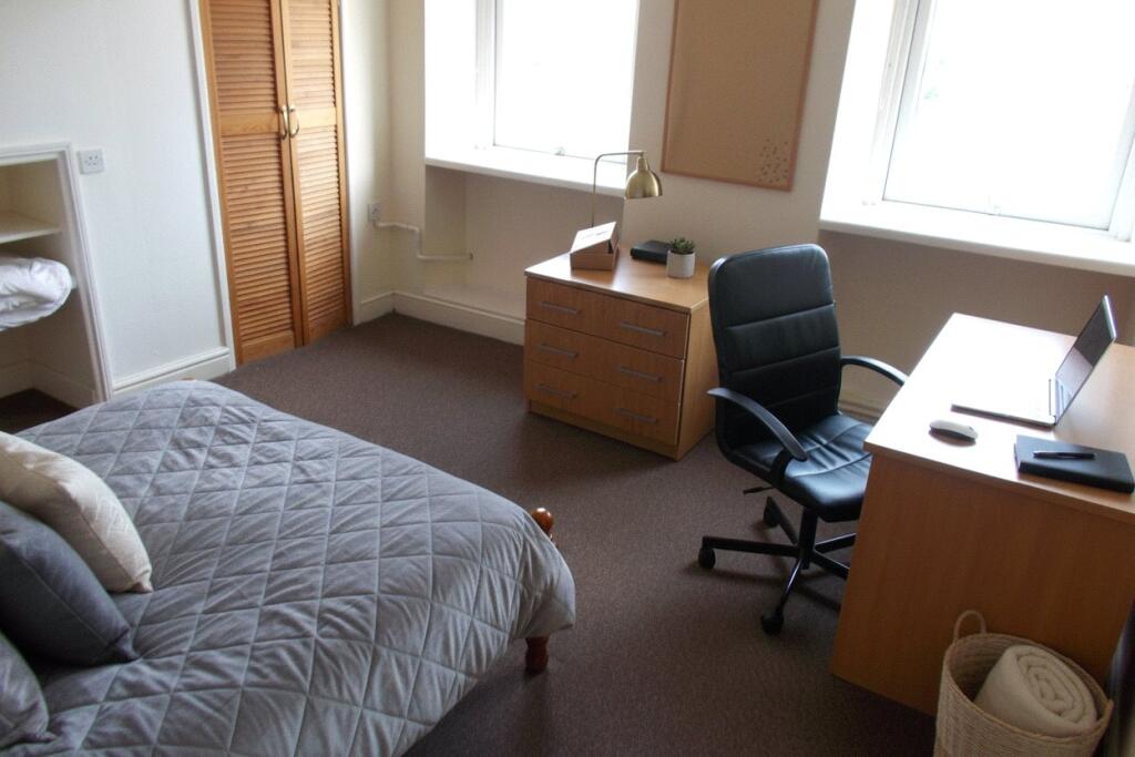 4 bedroom apartment for rent