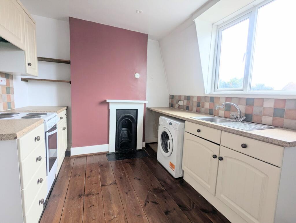 Apartment in Milton Keynes - View 2