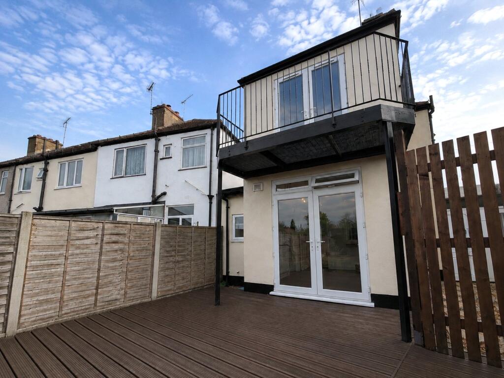 House in Southend-on-Sea - View 5