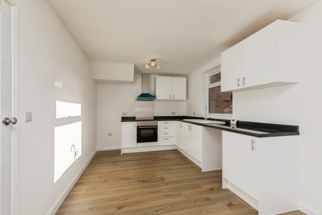Becket Court, Bristol, BS16 photo 4