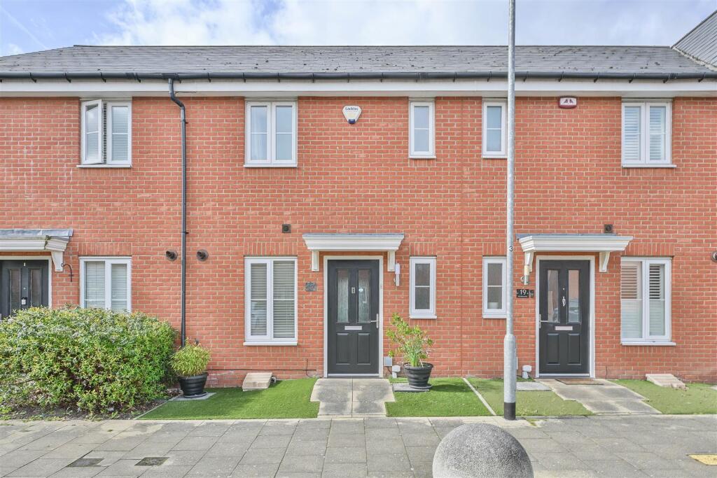 Main image of property: Little Highwood Way, Brentwood