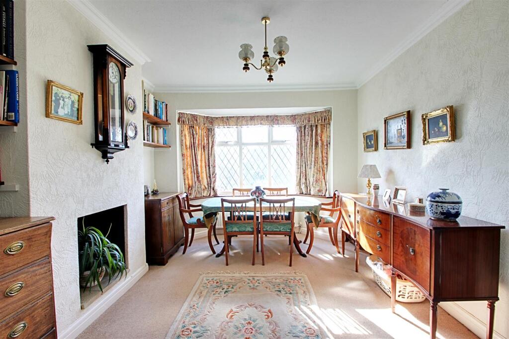 Adeyfield Road, Hemel Hempstead photo 4