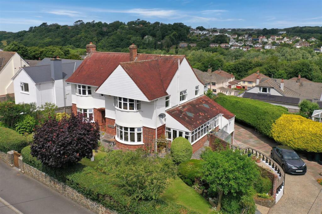 4-bed detached on Northdown Road, Bideford, £625,000
