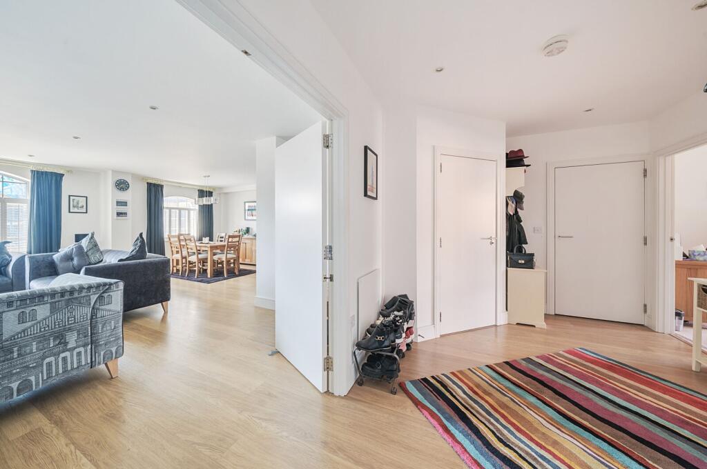 Apartment in London - View 4