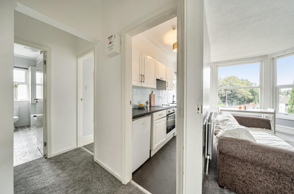 Apartment in Leeds, Harehills Corner, Harehills - More