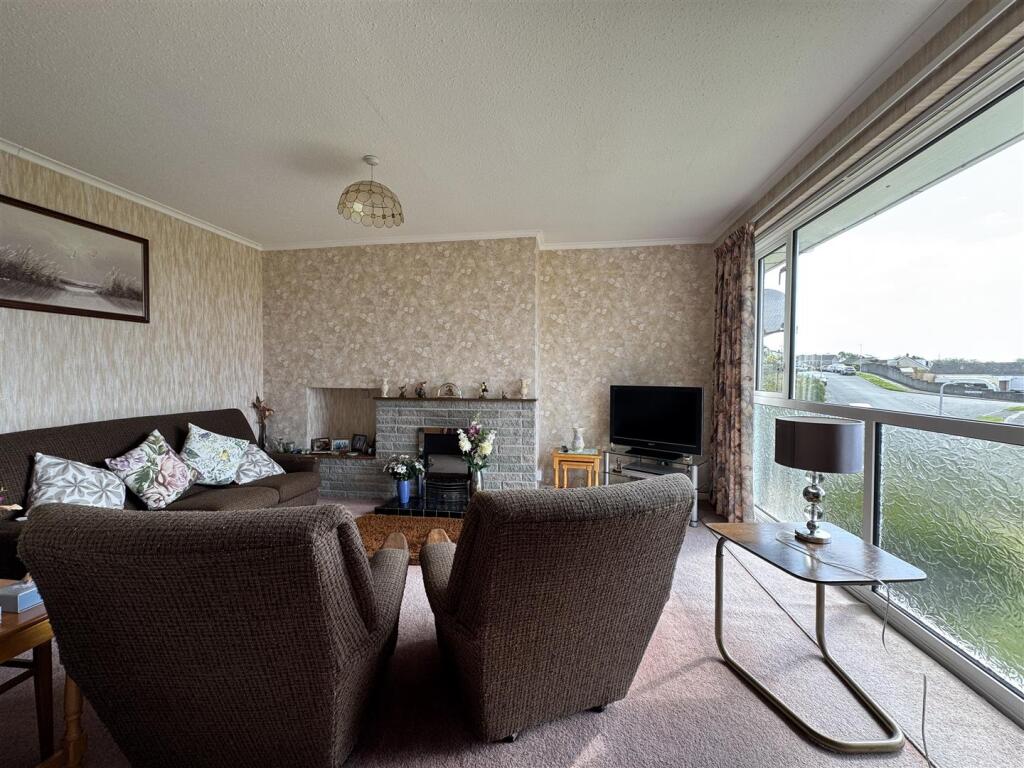 House in Plymouth - View 5