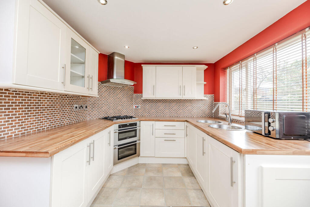 House in Newcastle upon Tyne, Kingston Park, Kenton - View 3