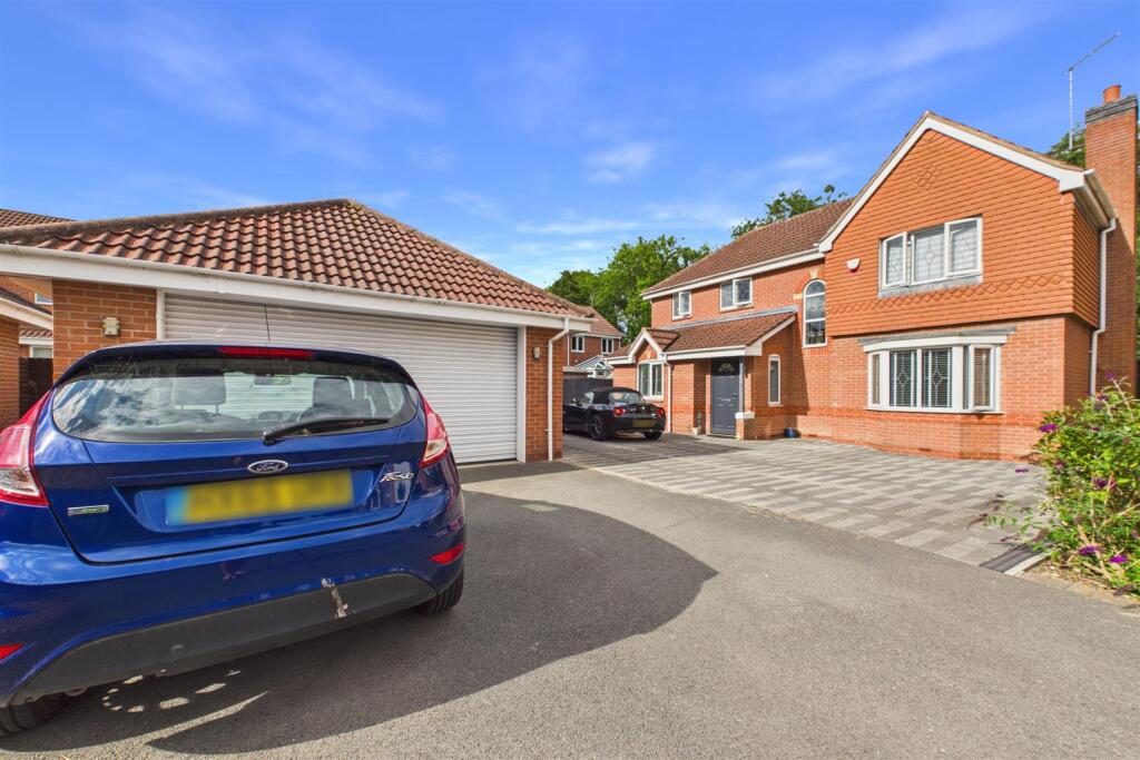 Main image of property: Winterdale Close, Newark