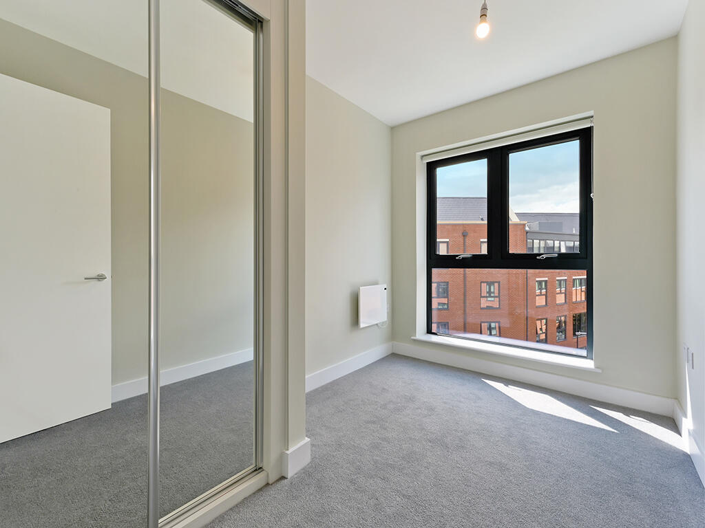 Apartment in Reading - View 5