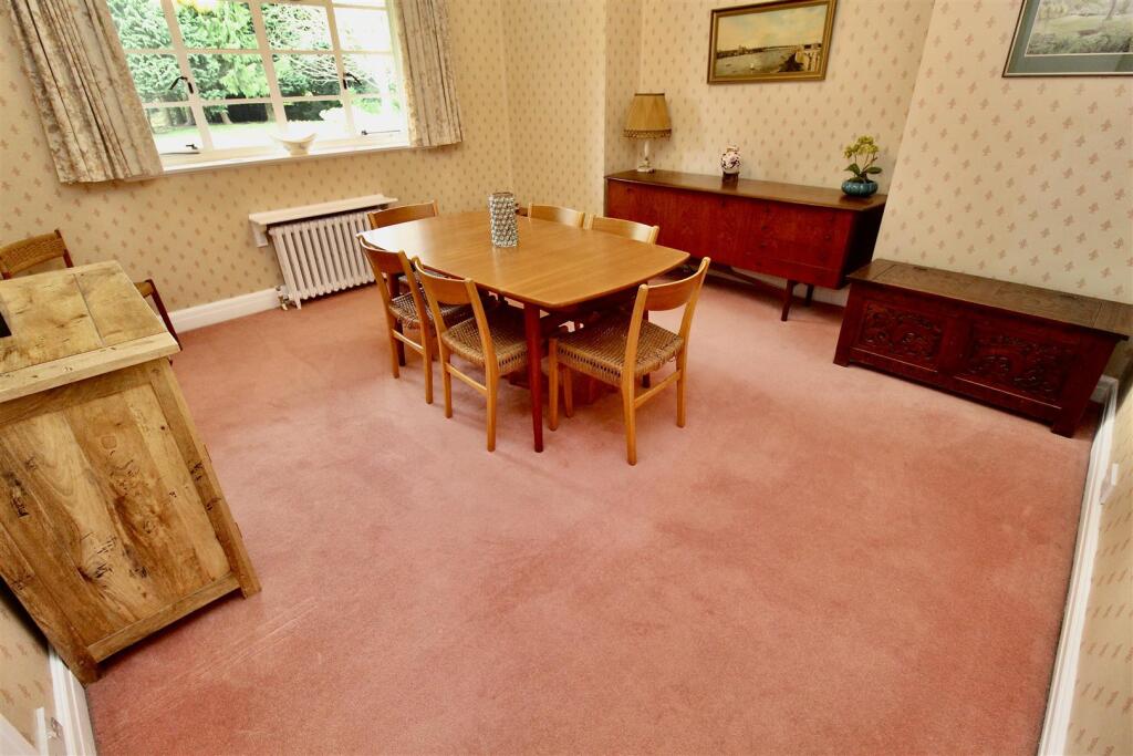 Additional image 5 of Viceroy Close, Edgbaston, Birmingham