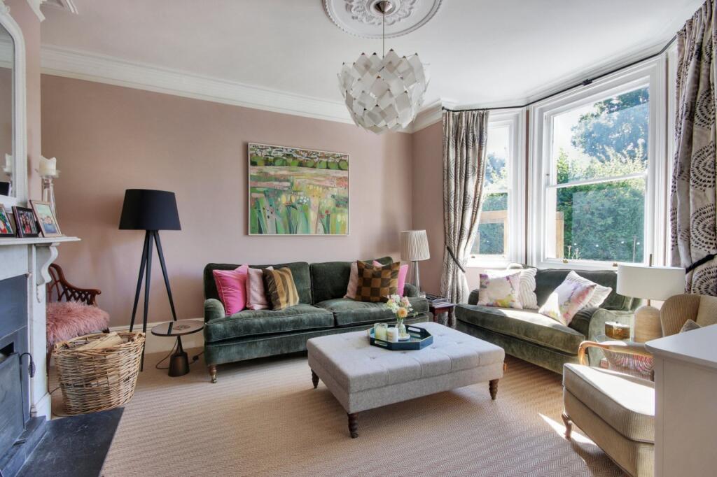House in Tonbridge - View 4