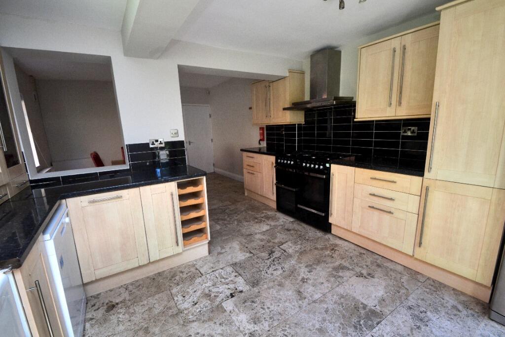 Church Road, Manchester, M22 photo 4