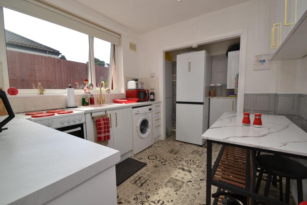Blakehill Terrace, Undercliffe, photo 3
