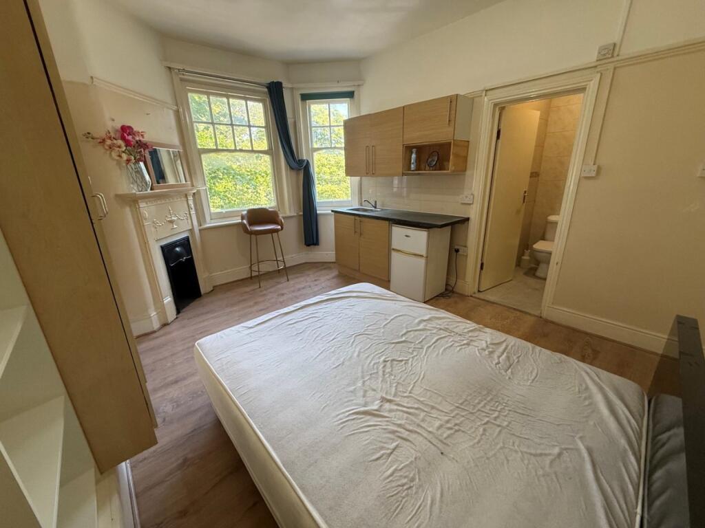 Main image of property: Cannon Hill, Southgate