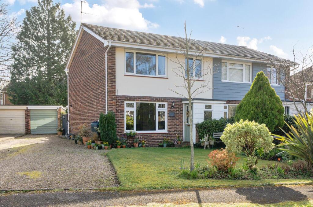 Main image of property: Charnwood Crescent, Hiltingbury, Chandler's Ford