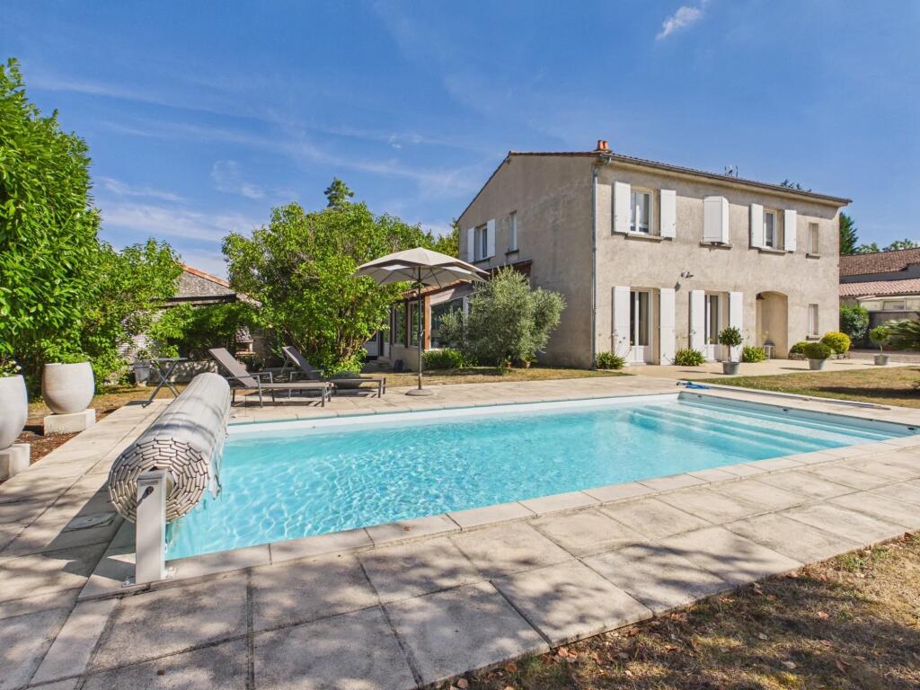 Main image of property: Poitou-Charentes, Charente-Maritime, Beauvais-sur-Matha