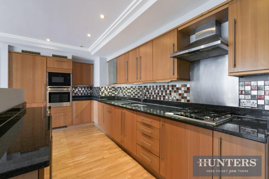 Apartment in Twickenham - View 5
