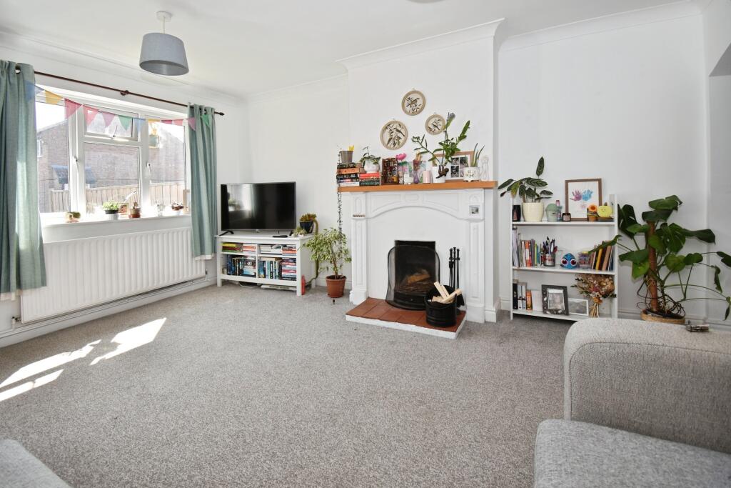 House in Portsmouth - View 5