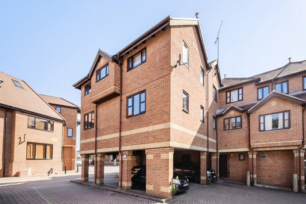 Main image of property: Bell Court, Wargrave Road, Twyford, Berkshire, RG10