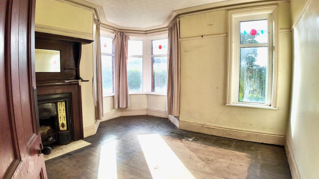House in Newport, Pontnewydd - View 3