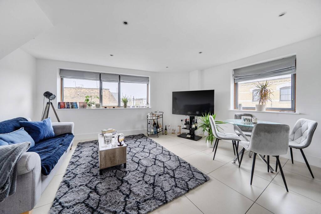 Main image of property: Wheatsheaf Terrace, Parsons Green, London, SW6