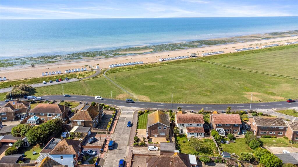 Marine Crescent, Goring-by-Sea, Worthing, West Sussex, BN12 - More