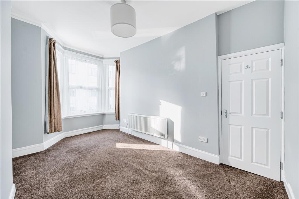 Apartment in London, Shepherd's Bush - View 2