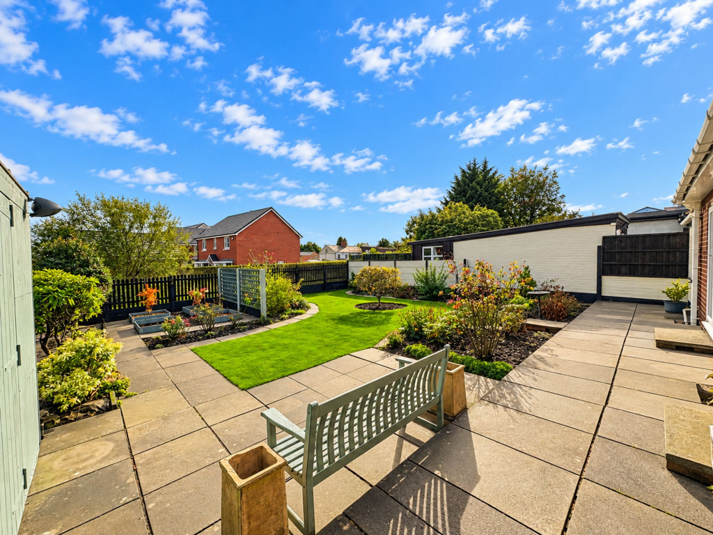 House in Bolton - View 4