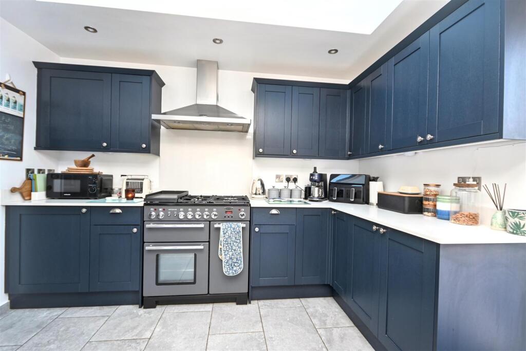 Wannock Lane, Lower Willingdon photo 4