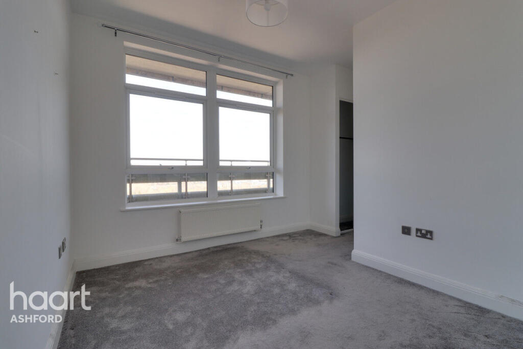 Apartment in Tonbridge - More