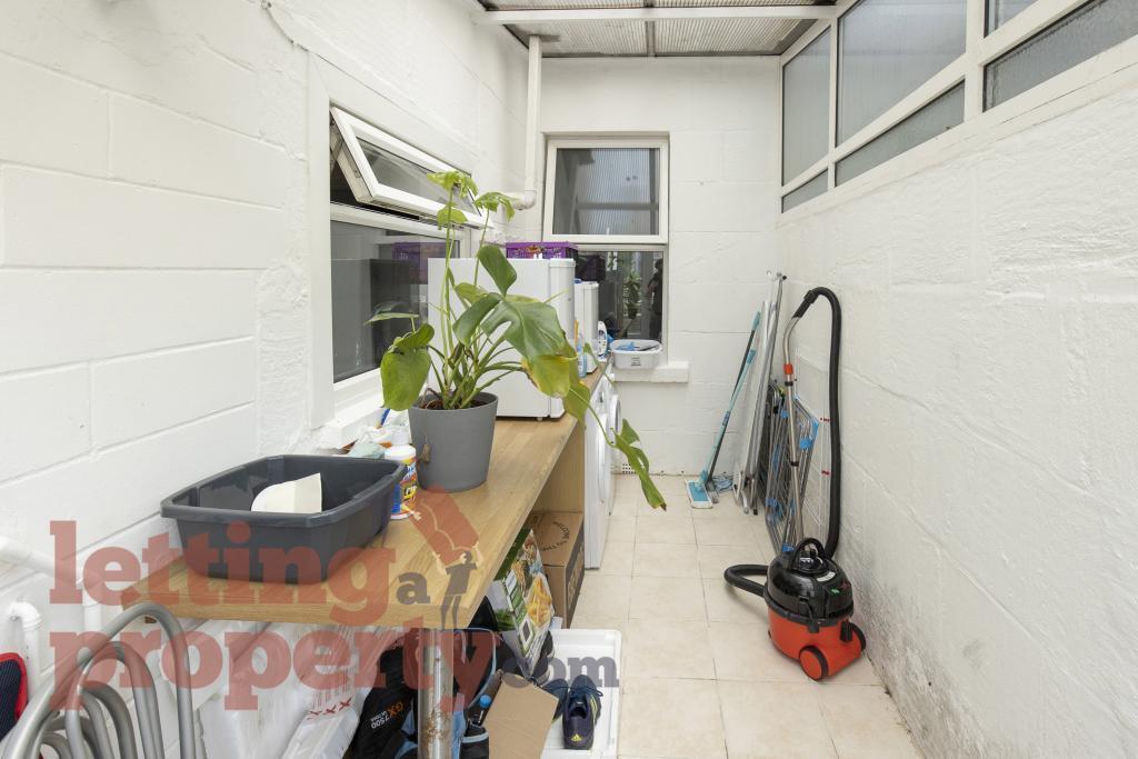 Additional image 9 of Lymore Gardens, Bath, BA2 1AQ